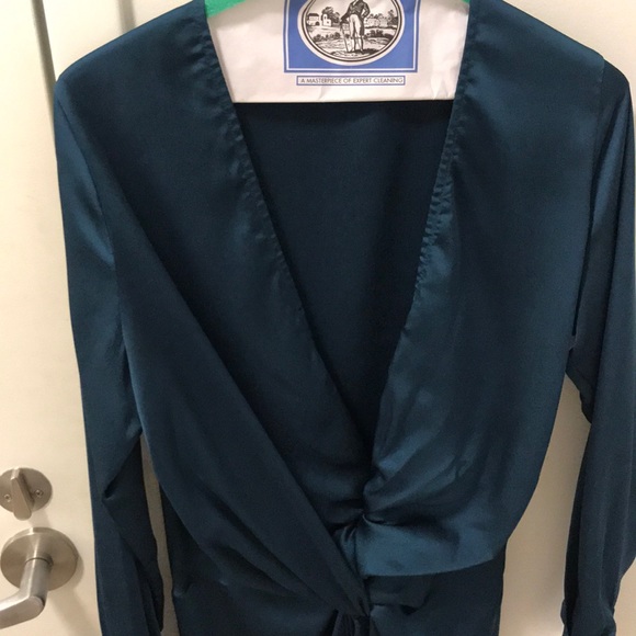 Beautiful silk holiday dress!! - Picture 2 of 4